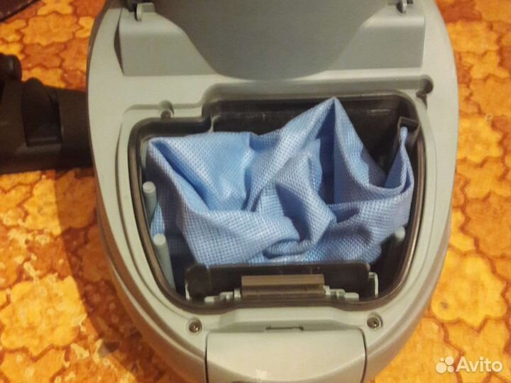 Пылесос на запчасти