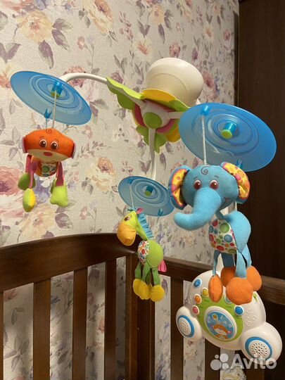 Мобиль на кроватку tiny love