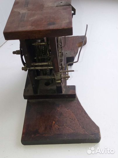 Механизм от часов Мозер