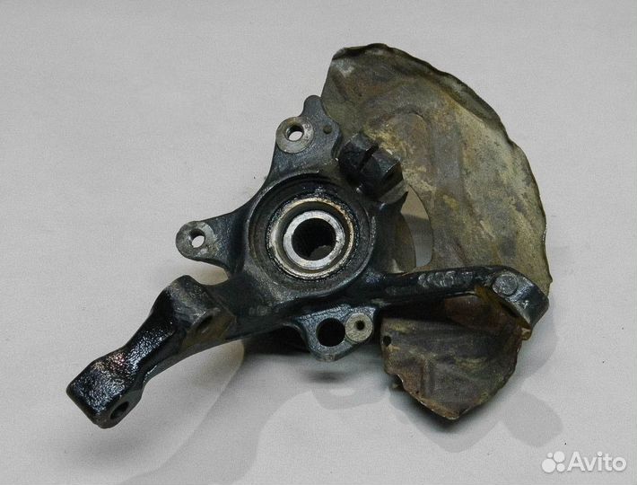 Кулак поворотный левый Chery Amulet