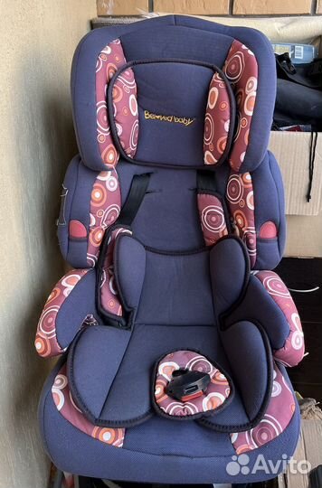 Автомобильное кресло