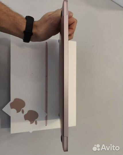 Macbook 12 (Retina, 2017) 8GB, 256GB