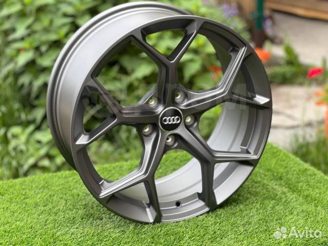 Диск литой Replica audi 5x112