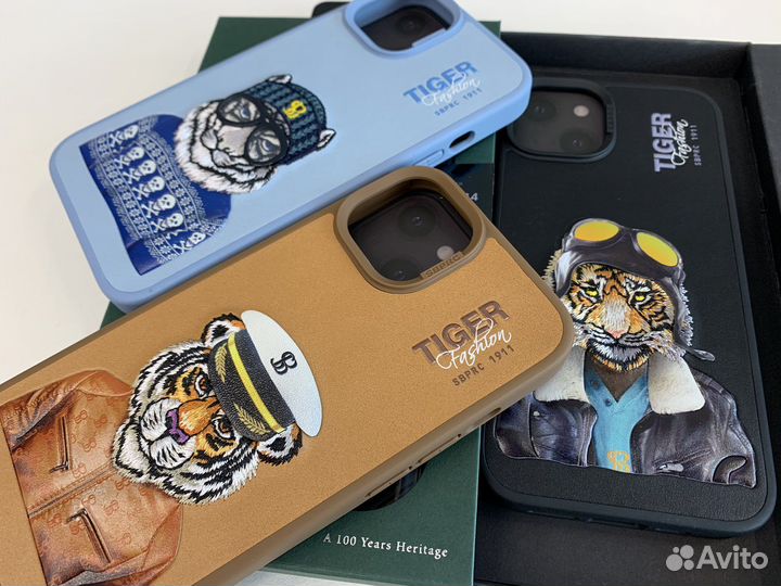 Стильные чехлы с вышивкой iPhone 14