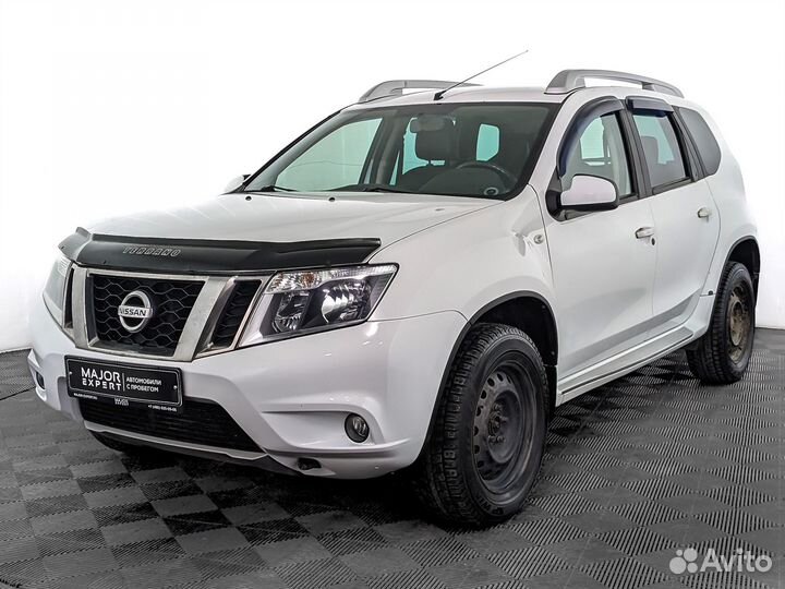 Nissan Terrano 2.0 AT, 2015, 117 971 км