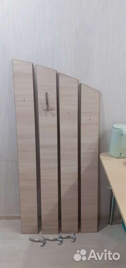 Вешалка для одежды настенная