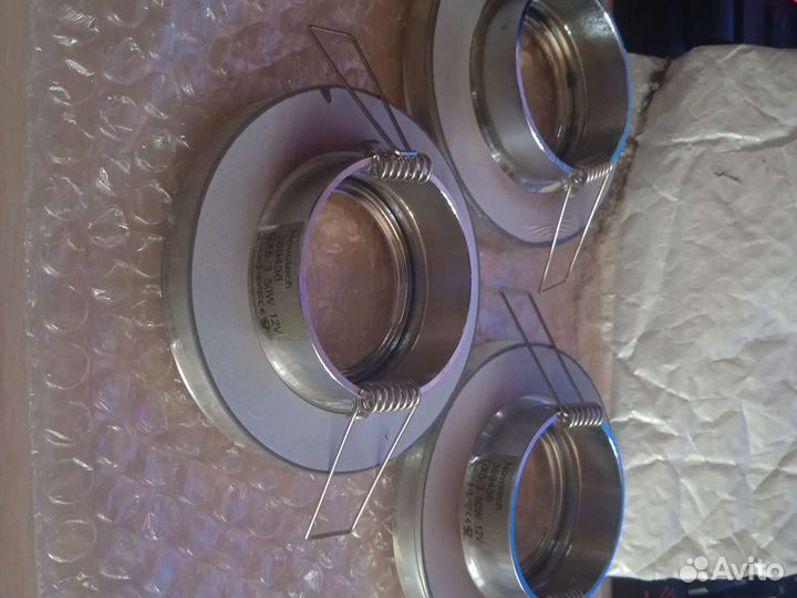 Светильник встраиваемый