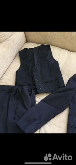 Школьный костюм