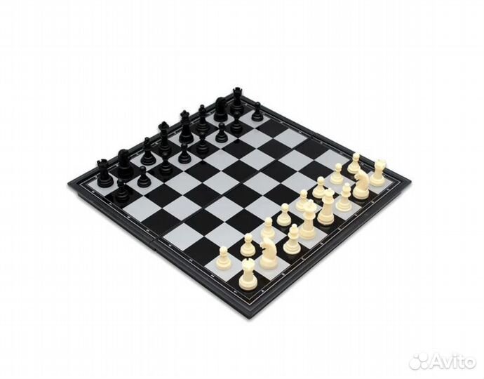 Шахматы пластмассовые магнитные 30х30см