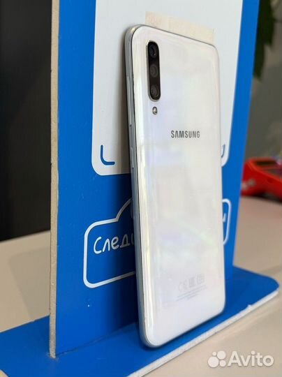 Samsung Galaxy A50, 4/64 ГБ
