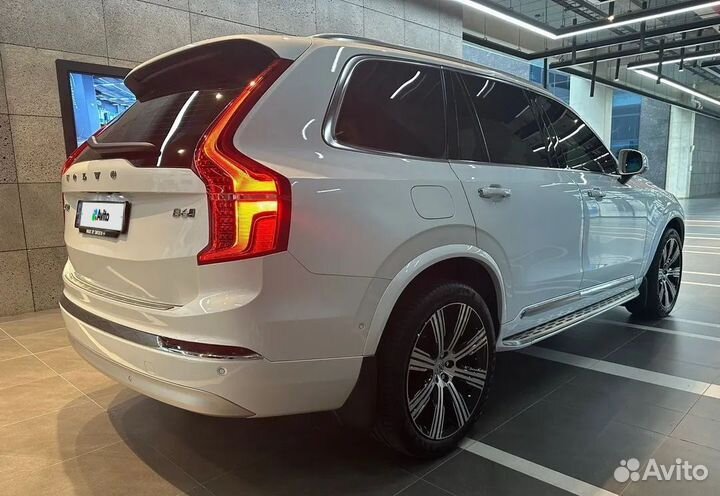 Volvo XC90 2 AT, 2022, 28 842 км