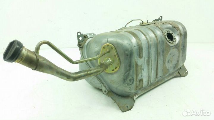 Топливный бак Toyota Mark Ii GX90 1GFE 1995