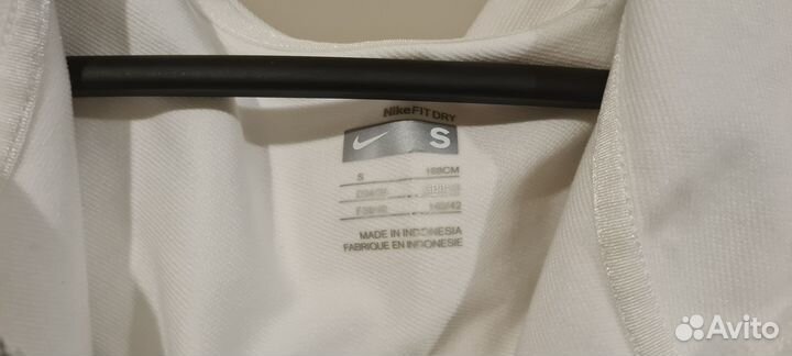 Джемпер женский Nike