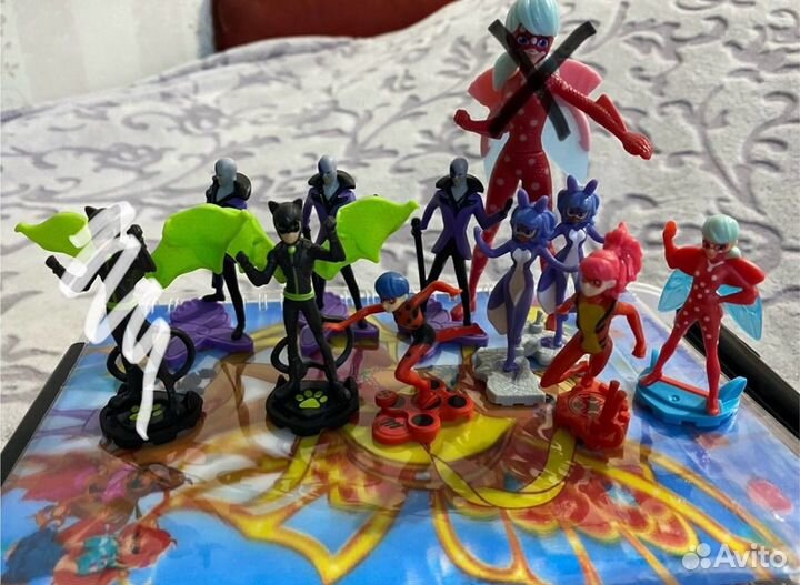 Леди баг и супер кот киндер игрушки