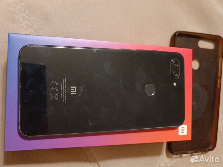 Xiaomi Mi 8 Lite, 4/64 ГБ