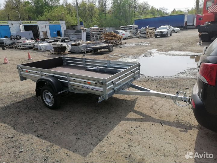 Прицеп мзса 817703.022. Есть фаркопы