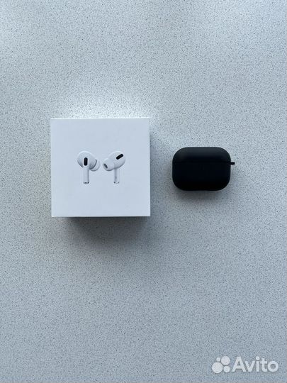 Наушники Apple AirPods Pro (MagSafe) (Ru)