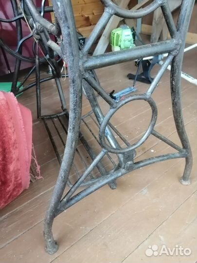 Станина от швейной машинки