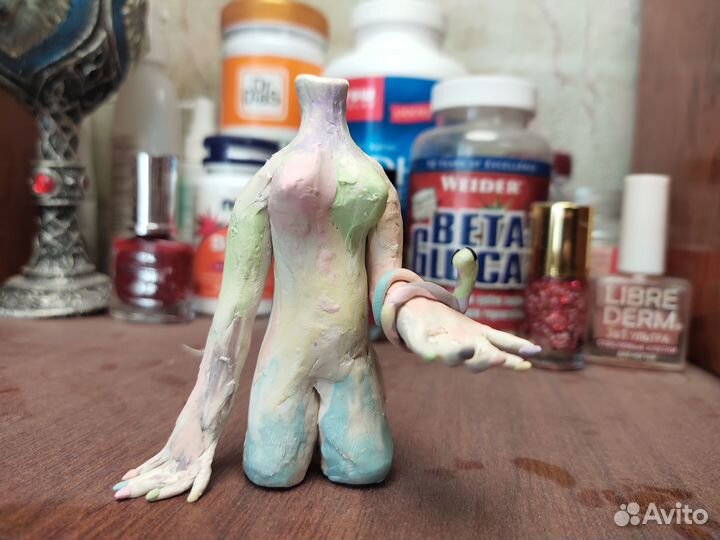 Статуэтка пластилиновая