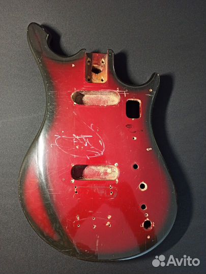 Корпус бас гитары Урал