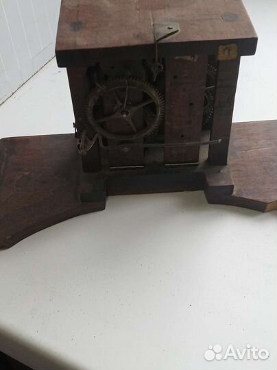 Механизм от часов Мозер