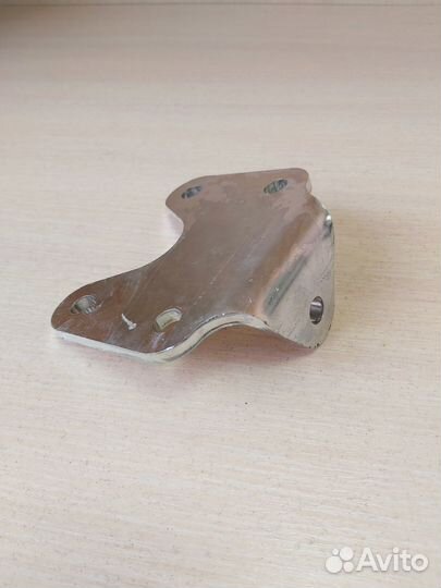 Кронштейн амортизатора лодочного прицепа мзса 817