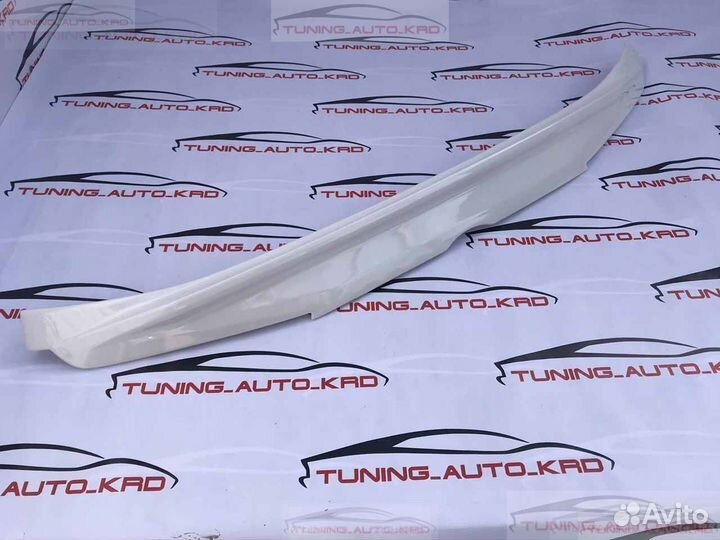 Спойлер под стекло Lexus LX 570, LX450d S0915