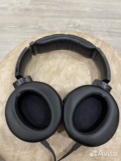 Наушники Sony