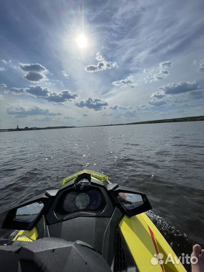 Гидроцикл Sea-Doo BRP RXP 2015