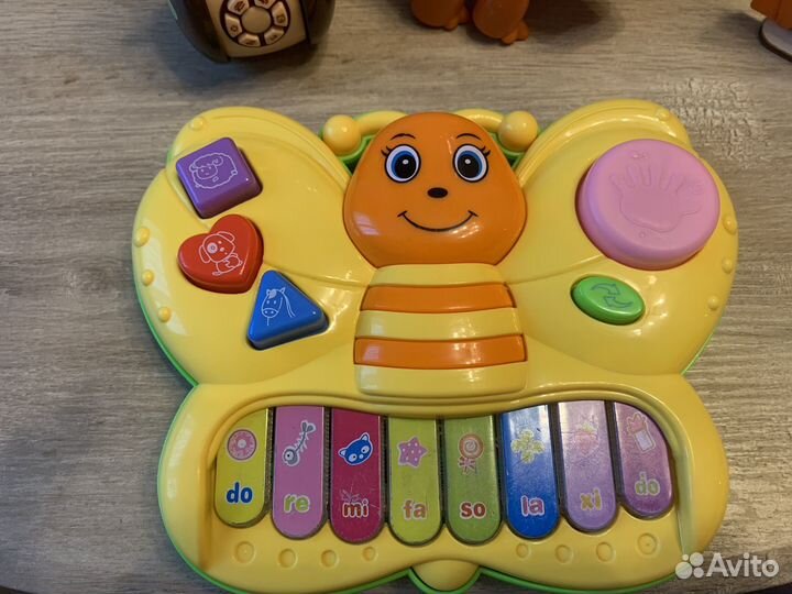 Развивающие игрушки для малыша пакетом