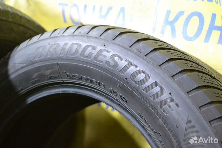 Bridgestone Blizzak LM-001 225/60 R18