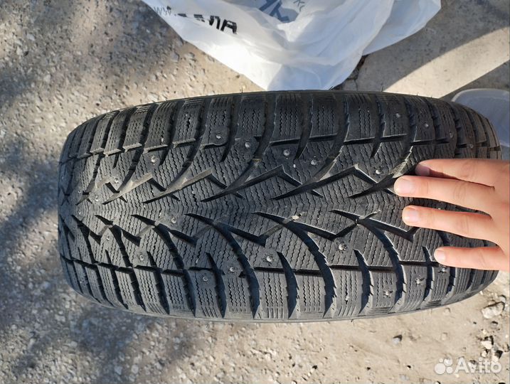 Toyo Observe G3-Ice 215/50 R17