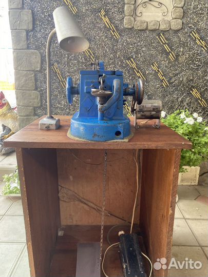 Скорняжная машинка