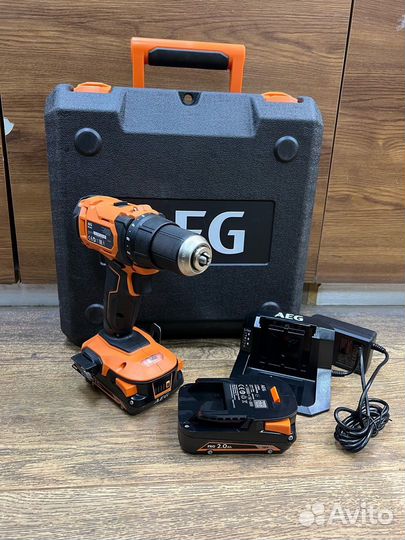 Шуруповерт AEG BS18G4-202C