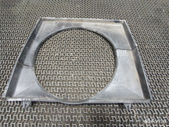 Кожух вентилятора радиатора Hyundai Terracan, 2005