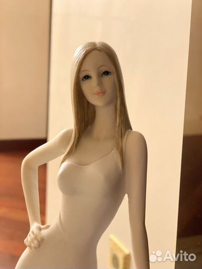 Фарфоровые статуэтки