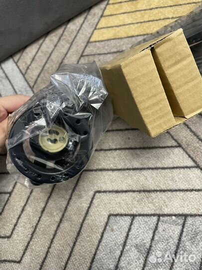 Спот поворотный на 4 лампы