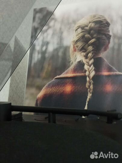 Б/у винилы: Taylor Swift, Lana Del Rey и др