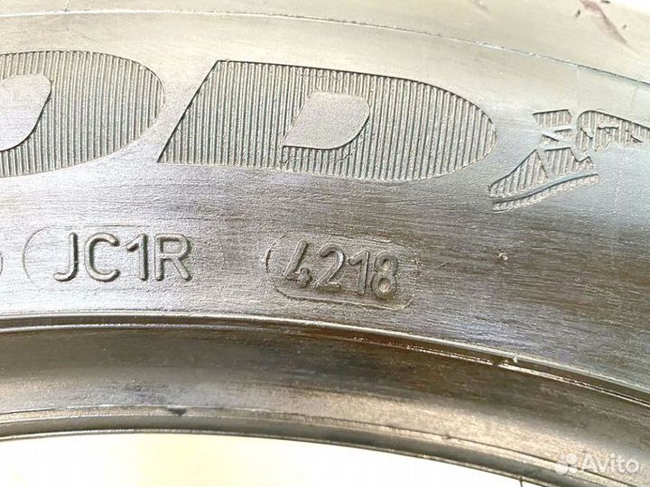 Goodyear EfficientGrip 235/45 R19 95S