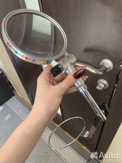 Увеличительное стекло