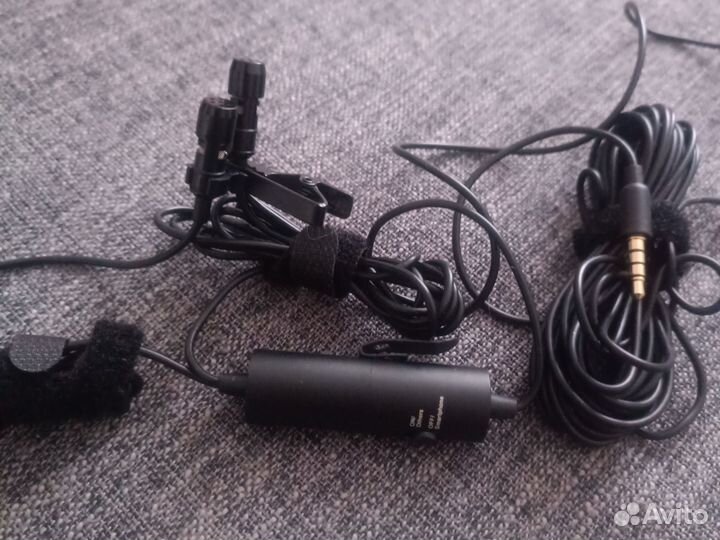 Петличный микрофон на батарейках