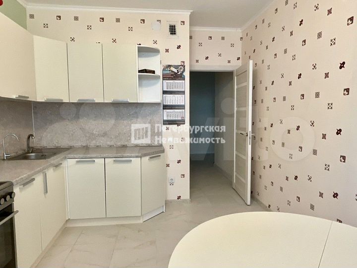 2-к. квартира, 65,9 м², 1/4 эт.