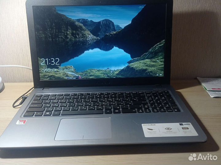 Ноутбук asus