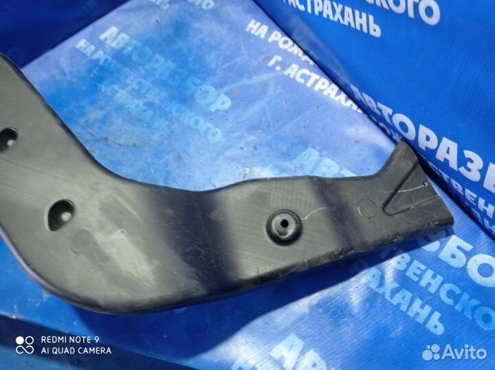 Воздуховод Nissan Qashqai J10 кроссовер MR20DE