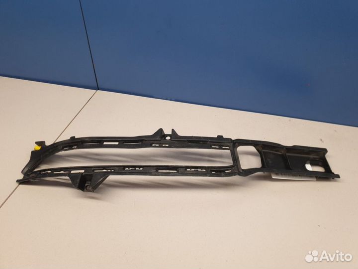 Кронштейн бампера переднего левый Land Rover Range