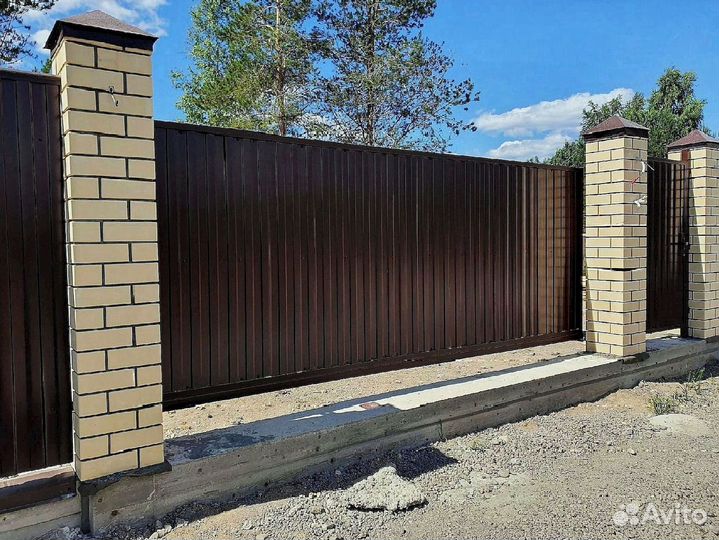 Забор из профнастила в наличии и под заказ