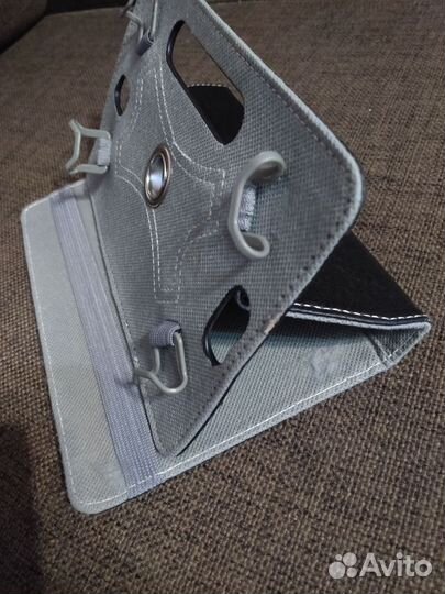 Универсальный чехол для планшета 7” zibelino