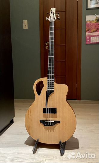 Акустическая бас гитара Furch B 61 CM