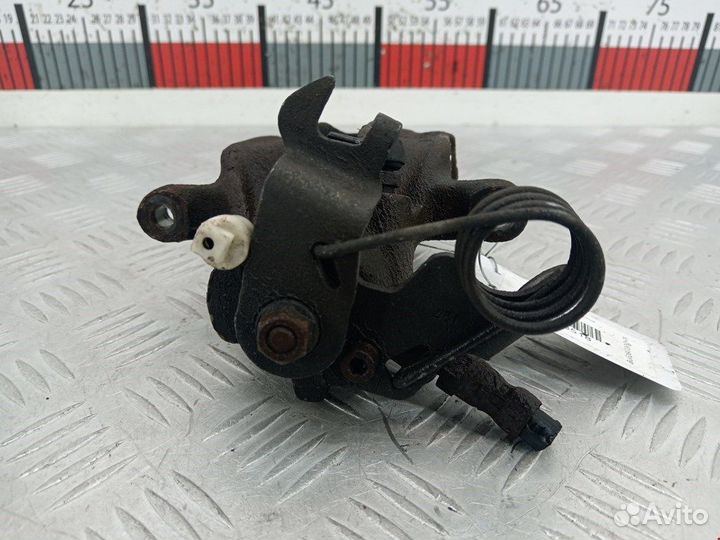 Суппорт задний левый для Audi A4 B5 8E0615423