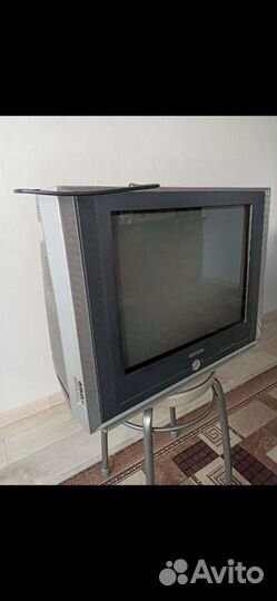 Телевизор samsung